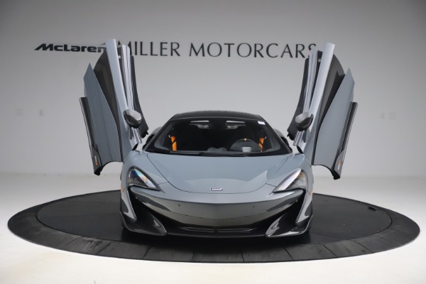 Used 2019 McLaren 600LT Coupe for sale $229,900 at Aston Martin of Greenwich in Greenwich CT 06830 11