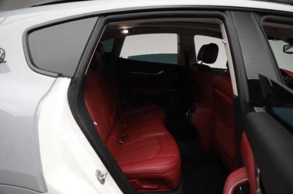Used 2021 Maserati Levante Q4 for sale Sold at Aston Martin of Greenwich in Greenwich CT 06830 25