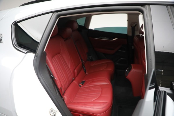 Used 2021 Maserati Levante Q4 for sale Sold at Aston Martin of Greenwich in Greenwich CT 06830 27