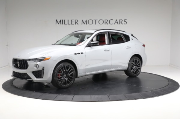 Used 2021 Maserati Levante Q4 for sale Sold at Aston Martin of Greenwich in Greenwich CT 06830 3