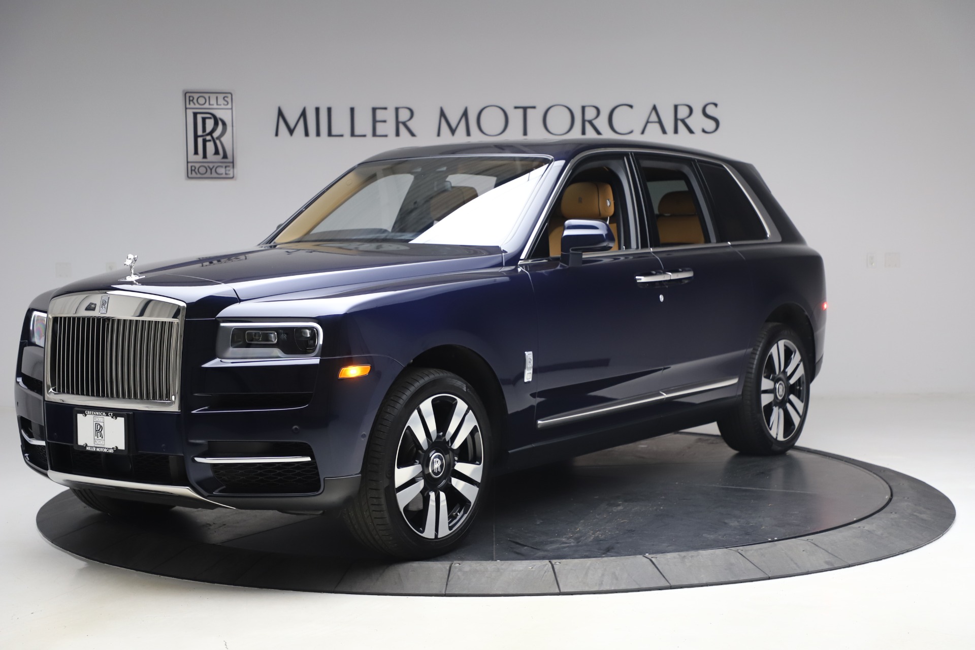 Used 2019 Rolls-Royce Cullinan for sale Sold at Aston Martin of Greenwich in Greenwich CT 06830 1