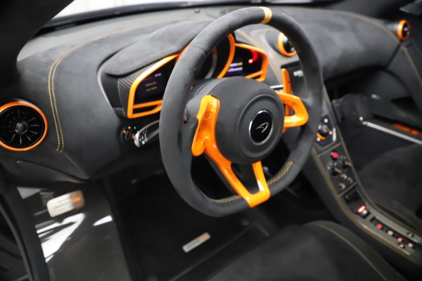 Used 2016 McLaren 688 MSO HS for sale $624,900 at Aston Martin of Greenwich in Greenwich CT 06830 17