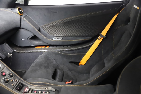 Used 2016 McLaren 688 MSO HS for sale $624,900 at Aston Martin of Greenwich in Greenwich CT 06830 18