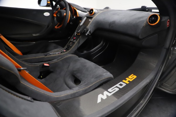 Used 2016 McLaren 688 MSO HS for sale $624,900 at Aston Martin of Greenwich in Greenwich CT 06830 23