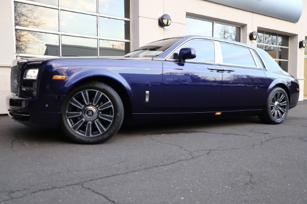 Used 2016 Rolls-Royce Phantom EWB for sale Sold at Aston Martin of Greenwich in Greenwich CT 06830 3