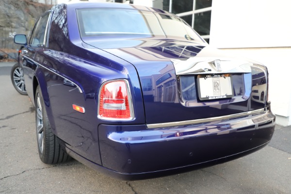 Used 2016 Rolls-Royce Phantom EWB for sale Sold at Aston Martin of Greenwich in Greenwich CT 06830 6