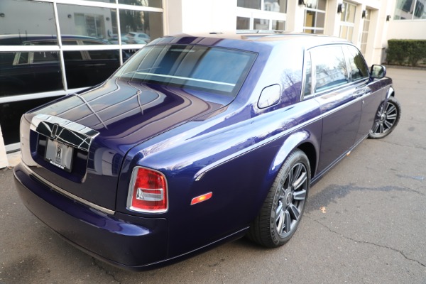 Used 2016 Rolls-Royce Phantom EWB for sale Sold at Aston Martin of Greenwich in Greenwich CT 06830 7
