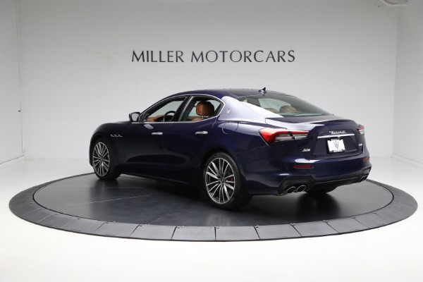 Used 2021 Maserati Ghibli S Q4 for sale Sold at Aston Martin of Greenwich in Greenwich CT 06830 10