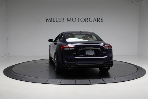 Used 2021 Maserati Ghibli S Q4 for sale Sold at Aston Martin of Greenwich in Greenwich CT 06830 12
