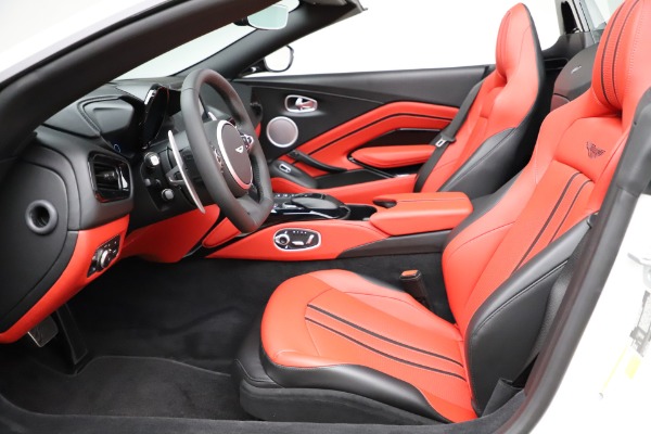 Used 2021 Aston Martin Vantage Roadster for sale Sold at Aston Martin of Greenwich in Greenwich CT 06830 25