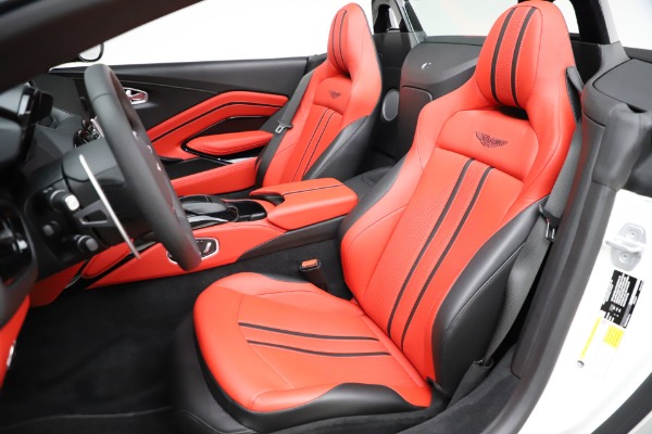 Used 2021 Aston Martin Vantage Roadster for sale Sold at Aston Martin of Greenwich in Greenwich CT 06830 26