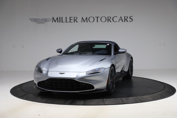 New 2021 Aston Martin Vantage Roadster Convertible for sale Sold at Aston Martin of Greenwich in Greenwich CT 06830 14