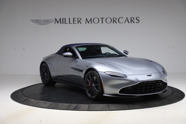 Used 2021 Aston Martin Vantage Roadster for sale $139,900 at Miller Motorcars Aston Martin in Greenwich CT 06830 20