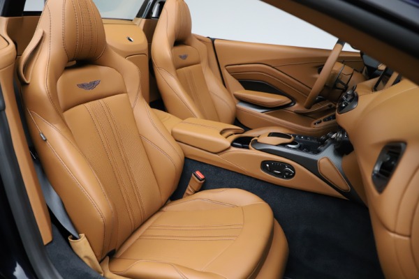 New 2021 Aston Martin Vantage Roadster for sale Sold at Aston Martin of Greenwich in Greenwich CT 06830 21