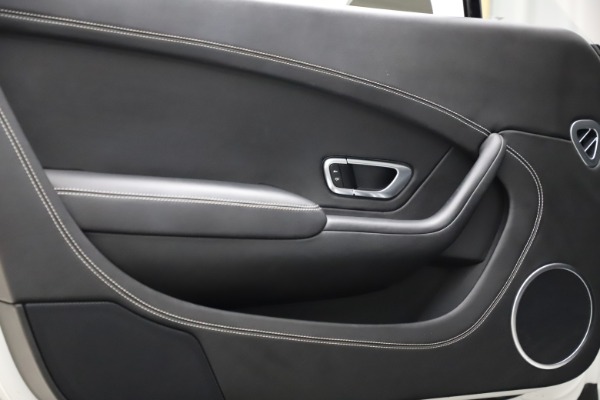 Used 2016 Bentley Continental GT V8 for sale $149,900 at Aston Martin of Greenwich in Greenwich CT 06830 24