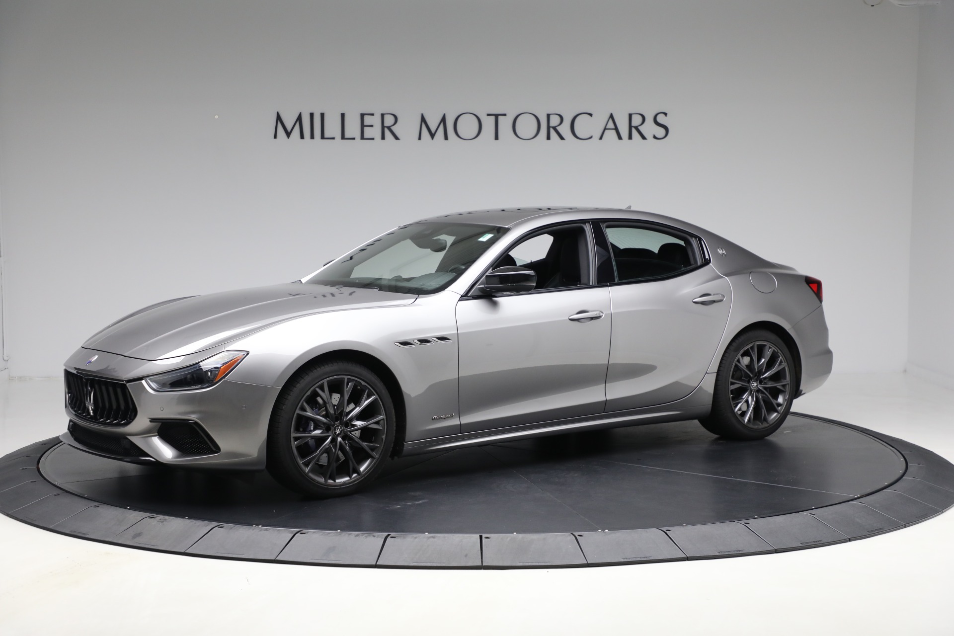 Used 2021 Maserati Ghibli S Q4 GranSport for sale $42,900 at Aston Martin of Greenwich in Greenwich CT 06830 1