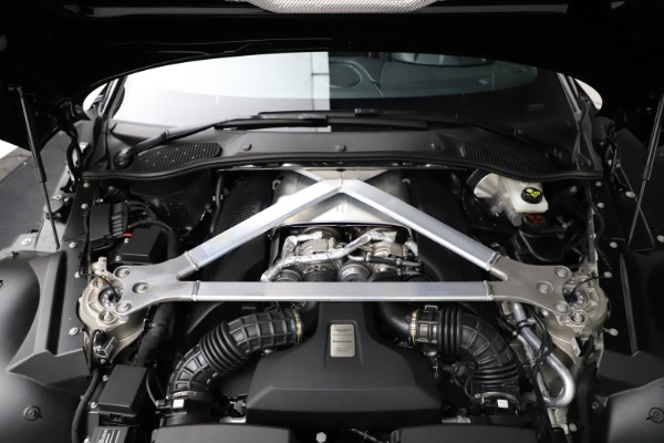 Used 2021 Aston Martin Vantage Roadster for sale Sold at Aston Martin of Greenwich in Greenwich CT 06830 25