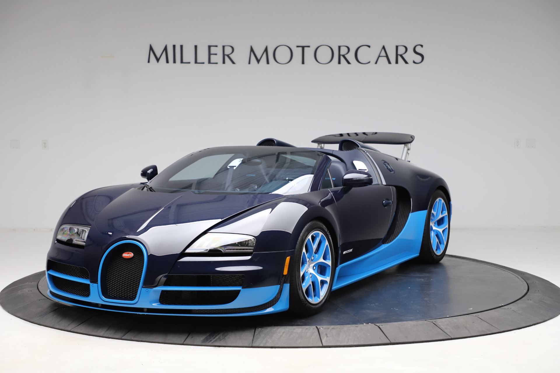 PreOwned 2014 Bugatti Veyron 16.4 Grand Sport Vitesse For Sale (Special Pricing) Aston Martin