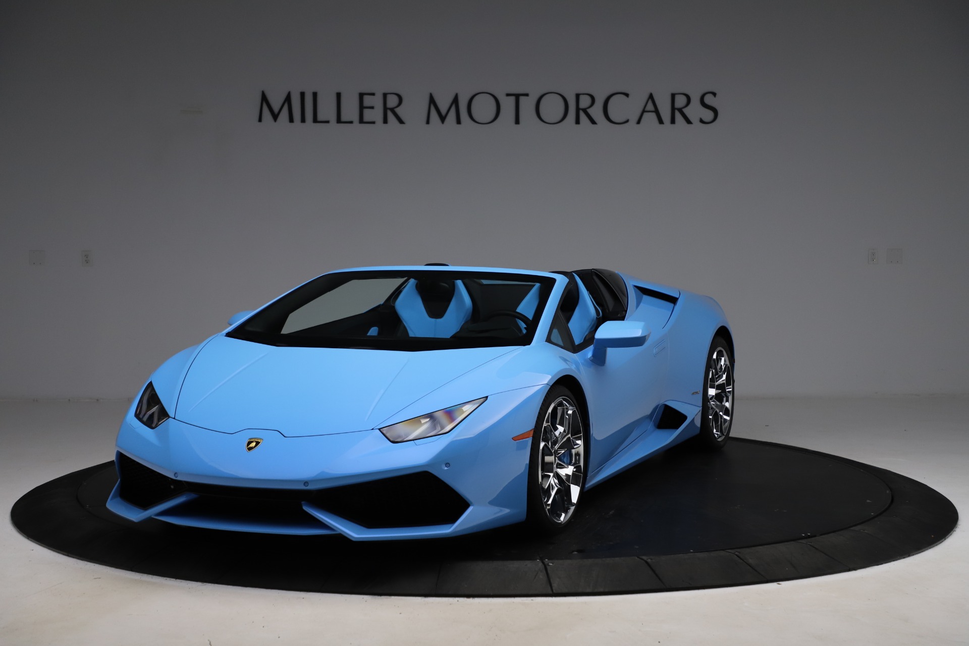Used 2016 Lamborghini Huracan LP 610-4 Spyder for sale Sold at Aston Martin of Greenwich in Greenwich CT 06830 1