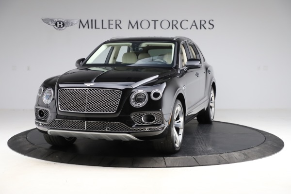 Used 2018 Bentley Bentayga W12 Signature for sale Sold at Aston Martin of Greenwich in Greenwich CT 06830 1