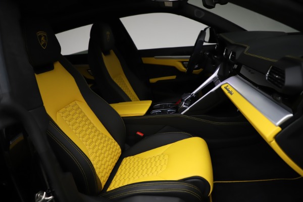 Used 2019 Lamborghini Urus for sale Sold at Aston Martin of Greenwich in Greenwich CT 06830 25