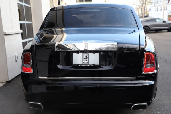 Used 2015 Rolls-Royce Phantom EWB for sale Sold at Aston Martin of Greenwich in Greenwich CT 06830 6