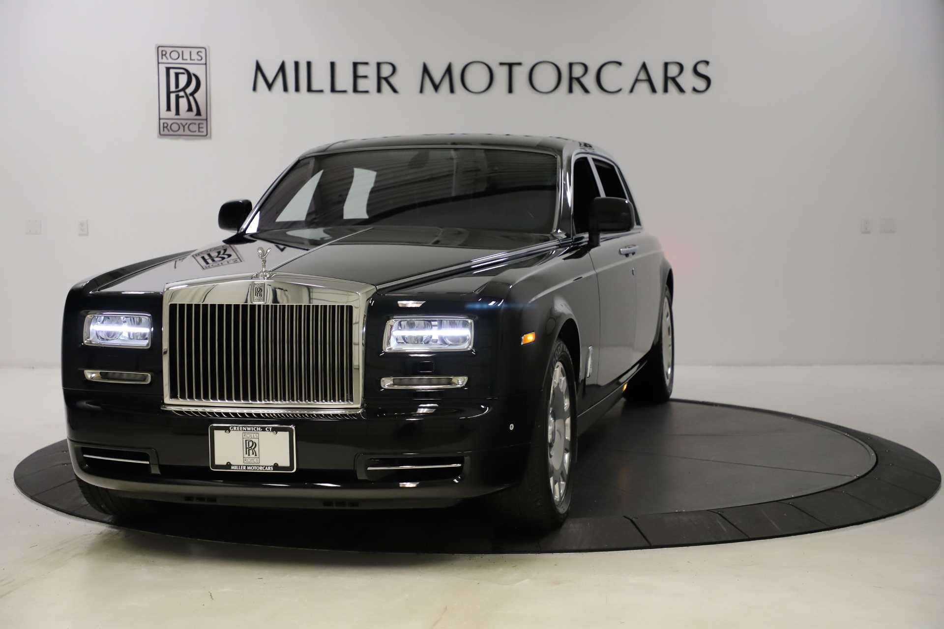 Used 2015 Rolls-Royce Phantom EWB for sale Sold at Aston Martin of Greenwich in Greenwich CT 06830 1