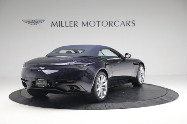 Used 2021 Aston Martin DB11 Volante for sale Sold at Aston Martin of Greenwich in Greenwich CT 06830 17