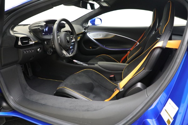New 2023 McLaren Artura for sale $277,250 at Aston Martin of Greenwich in Greenwich CT 06830 21