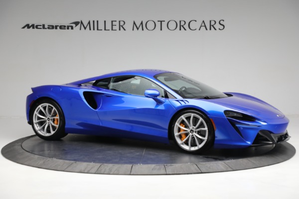 New 2023 McLaren Artura for sale $277,250 at Aston Martin of Greenwich in Greenwich CT 06830 9
