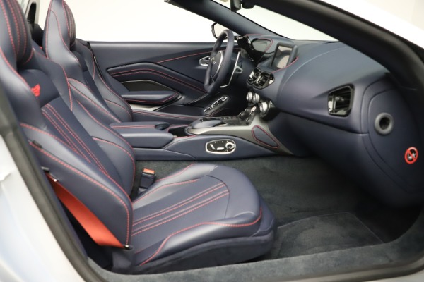 New 2021 Aston Martin Vantage Roadster for sale Sold at Aston Martin of Greenwich in Greenwich CT 06830 19