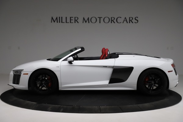Used 2018 Audi R8 Spyder for sale Sold at Aston Martin of Greenwich in Greenwich CT 06830 3