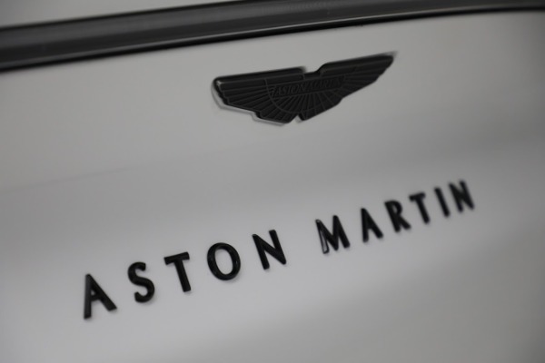 Used 2021 Aston Martin DBX for sale $137,900 at Aston Martin of Greenwich in Greenwich CT 06830 27