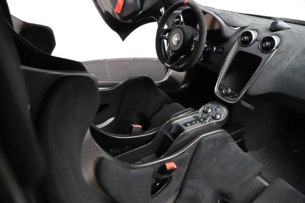 New 2020 McLaren 620R for sale Sold at Aston Martin of Greenwich in Greenwich CT 06830 20