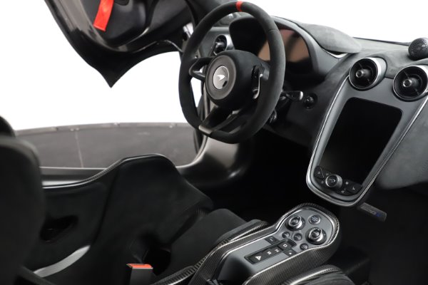 New 2020 McLaren 620R for sale Sold at Aston Martin of Greenwich in Greenwich CT 06830 22