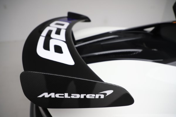 New 2020 McLaren 620R for sale Sold at Aston Martin of Greenwich in Greenwich CT 06830 24