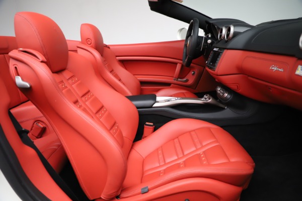 Used 2014 Ferrari California 30 for sale Sold at Aston Martin of Greenwich in Greenwich CT 06830 25
