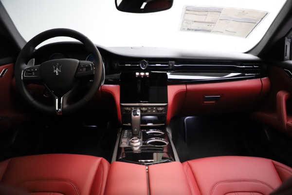 New 2021 Maserati Quattroporte S Q4 GranLusso for sale $122,435 at Aston Martin of Greenwich in Greenwich CT 06830 16