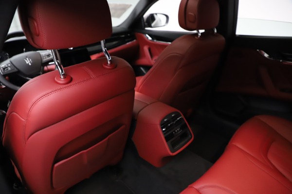 New 2021 Maserati Quattroporte S Q4 GranLusso for sale $122,435 at Aston Martin of Greenwich in Greenwich CT 06830 18