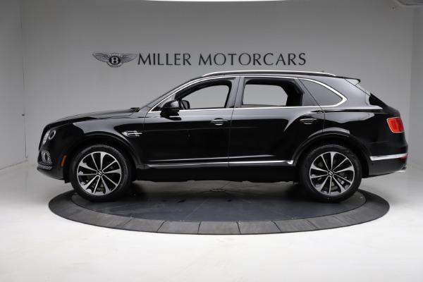 Used 2018 Bentley Bentayga W12 Signature for sale Sold at Aston Martin of Greenwich in Greenwich CT 06830 3