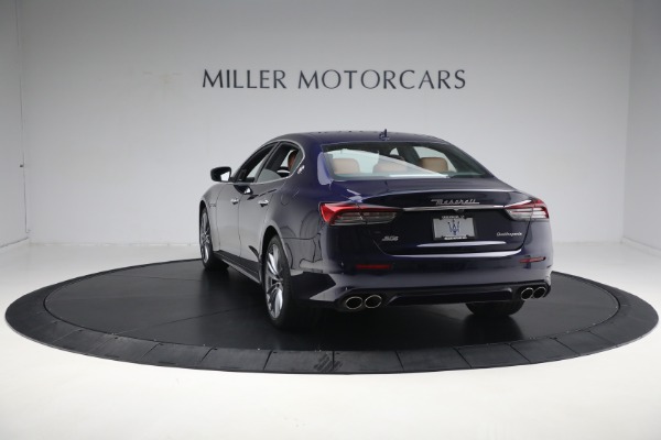 Used 2021 Maserati Quattroporte S Q4 GranLusso for sale Sold at Aston Martin of Greenwich in Greenwich CT 06830 12