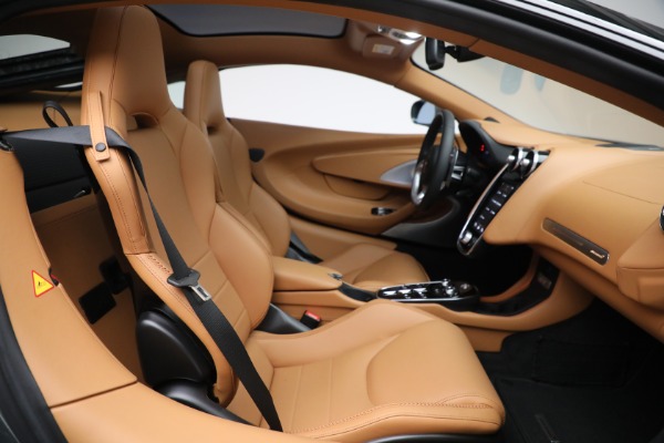 Used 2021 McLaren GT Luxe for sale Call for price at Aston Martin of Greenwich in Greenwich CT 06830 26