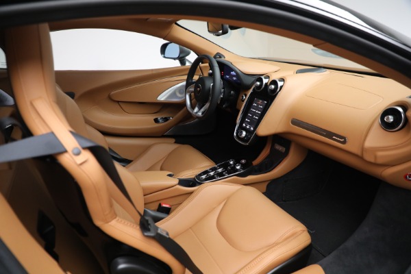 Used 2021 McLaren GT Luxe for sale Call for price at Aston Martin of Greenwich in Greenwich CT 06830 27