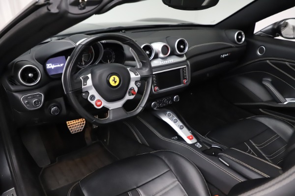 Used 2016 Ferrari California T for sale Sold at Aston Martin of Greenwich in Greenwich CT 06830 20