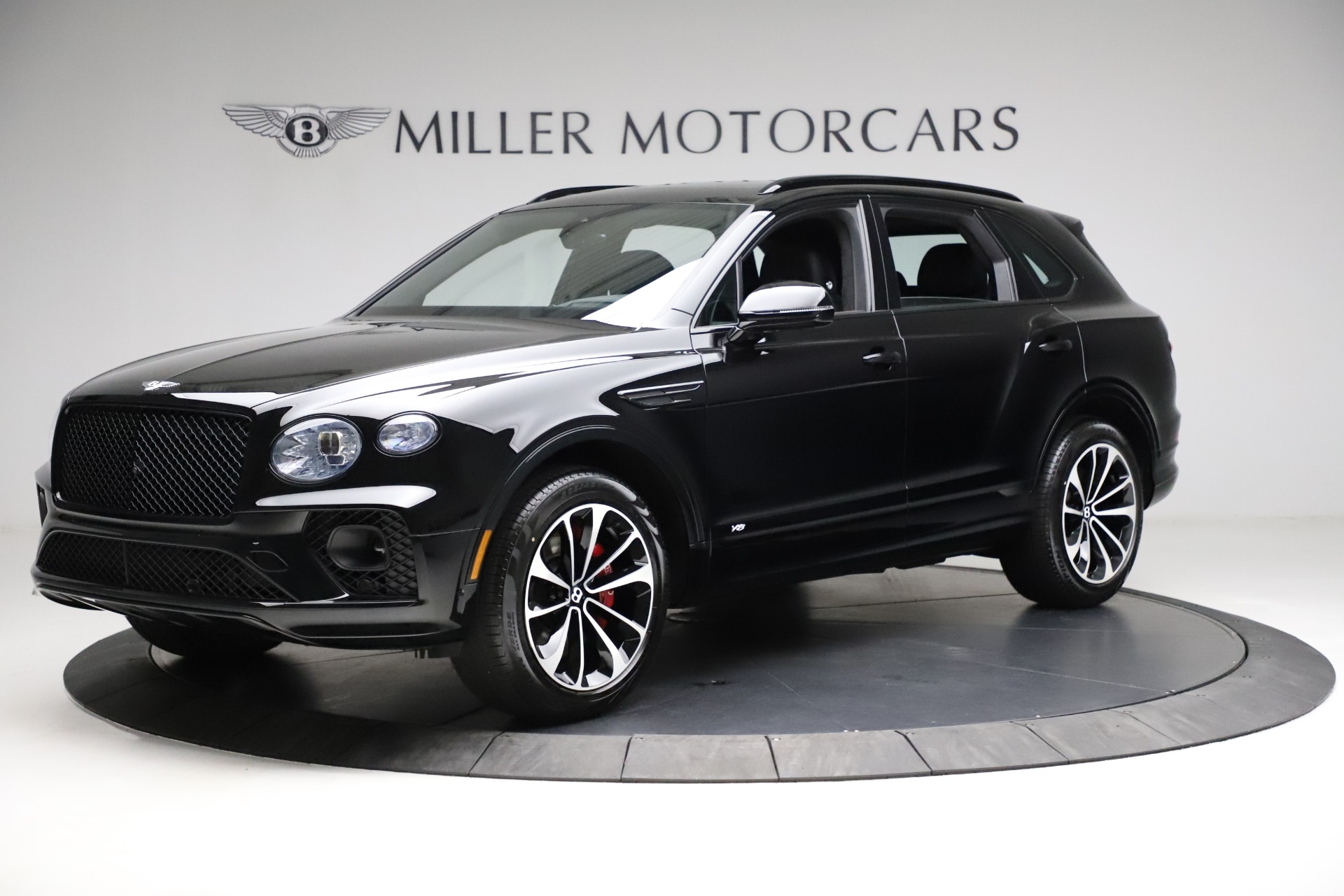 New 2021 Bentley Bentayga V8 for sale Sold at Aston Martin of Greenwich in Greenwich CT 06830 1