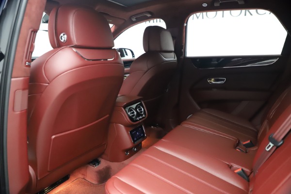 New 2021 Bentley Bentayga Hybrid for sale Sold at Aston Martin of Greenwich in Greenwich CT 06830 20