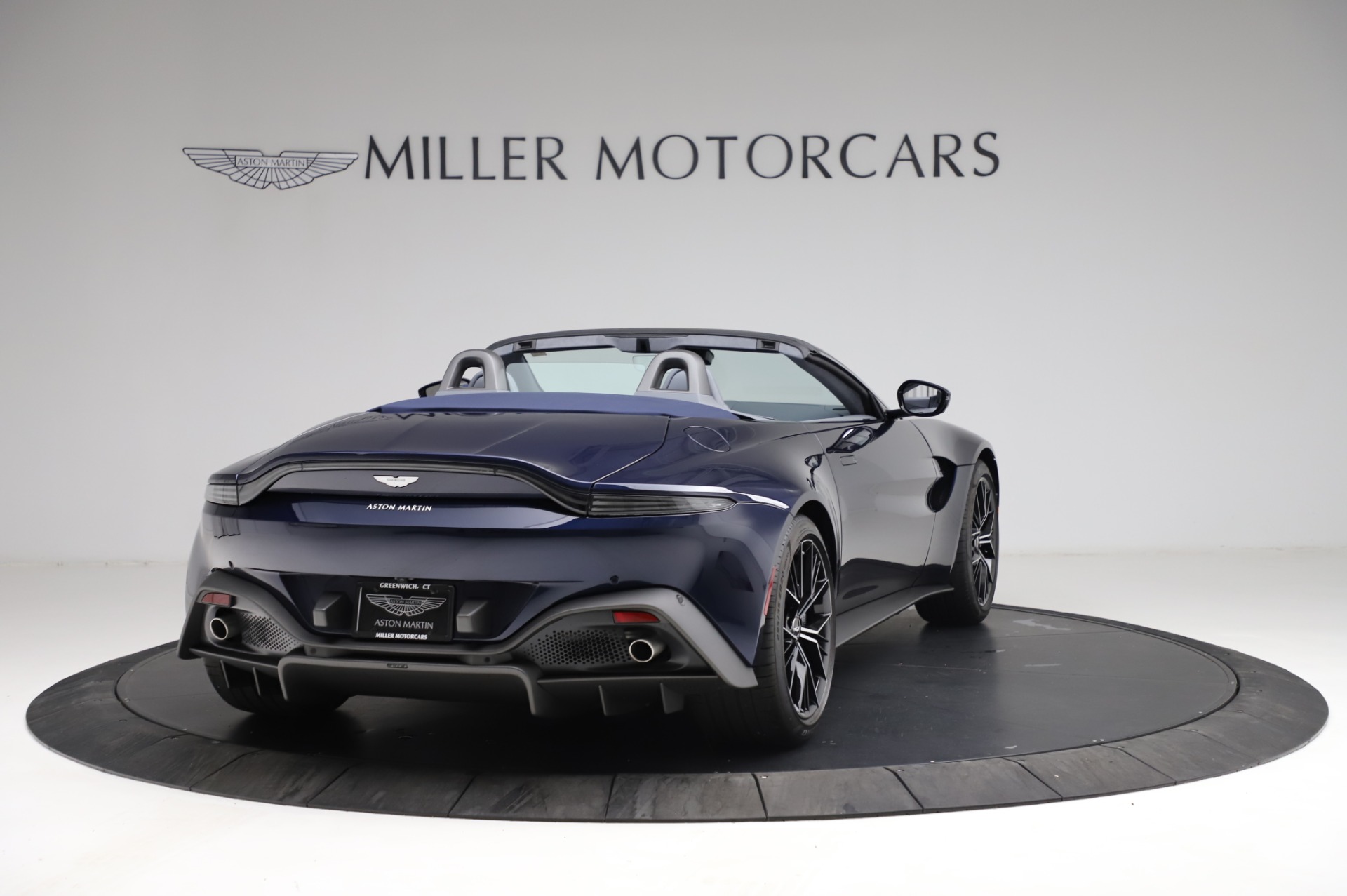 New 2021 Aston Martin Vantage Roadster For Sale (Special Pricing