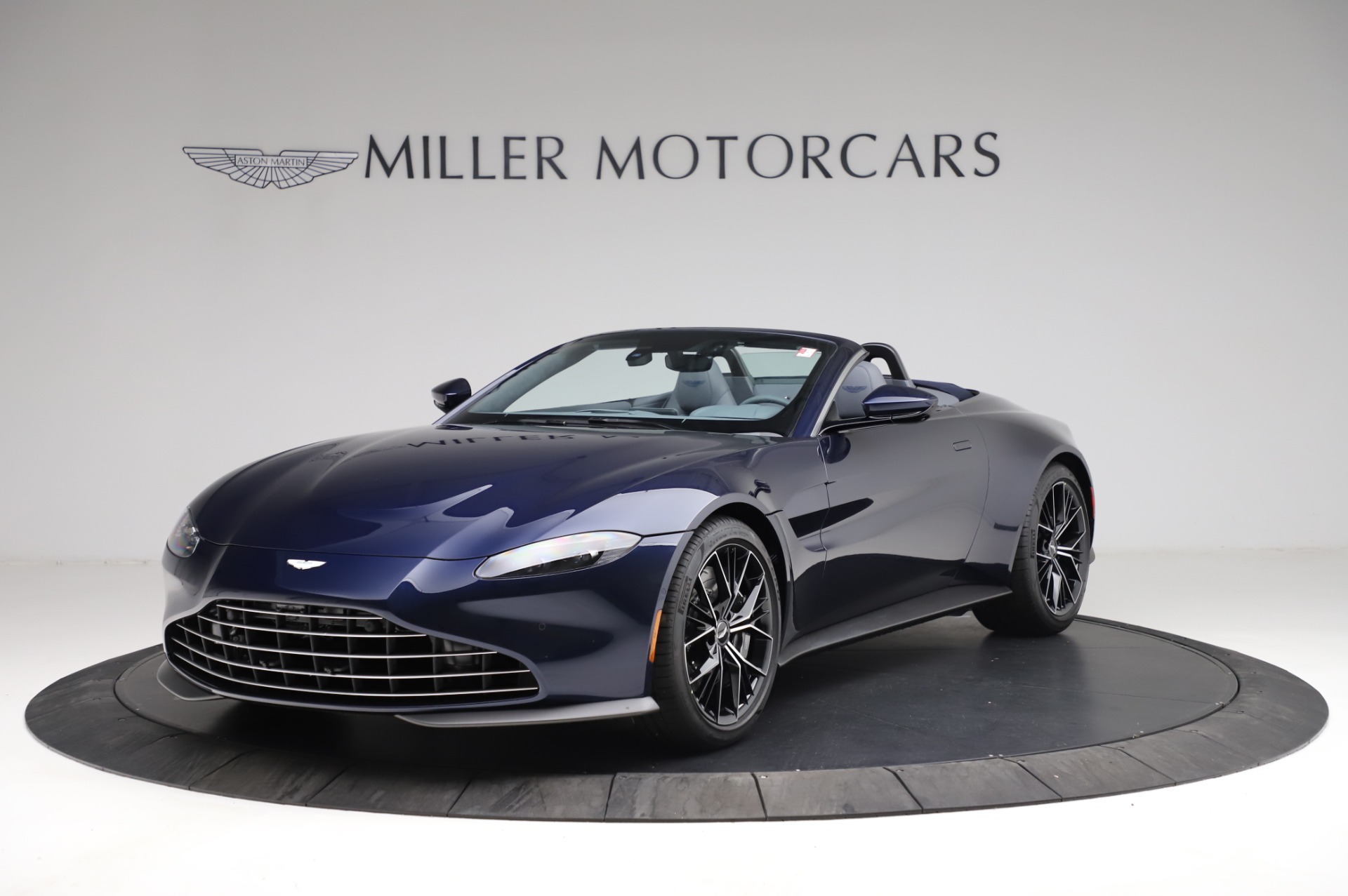 New 2021 Aston Martin Vantage Roadster for sale Sold at Aston Martin of Greenwich in Greenwich CT 06830 1