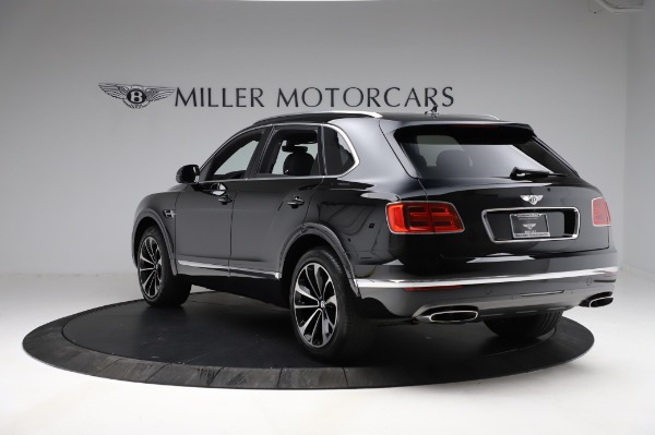 Used 2018 Bentley Bentayga Onyx Edition for sale Sold at Aston Martin of Greenwich in Greenwich CT 06830 5