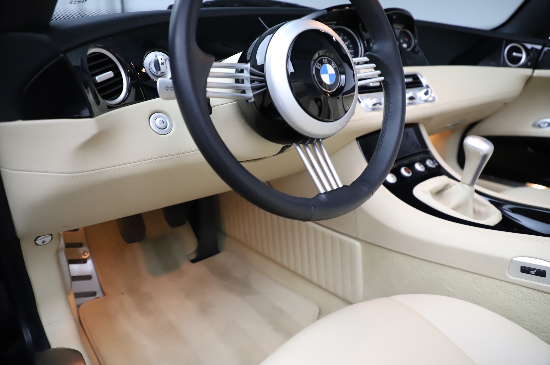 Pre-Owned 2001 BMW Z8 For Sale (Special Pricing) | Aston